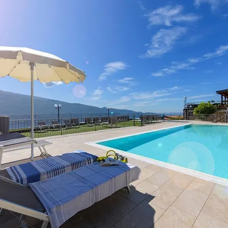 Ruculi - Ruculi Hospitality 4* Tignale