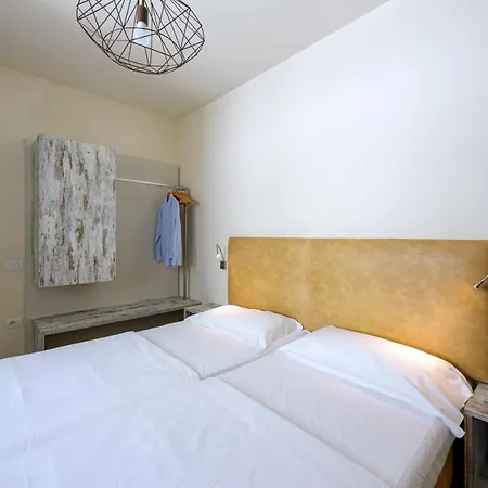 Ruculi - Ruculi Hospitality 2*