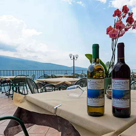 Aparthotel Ruculi Tignale